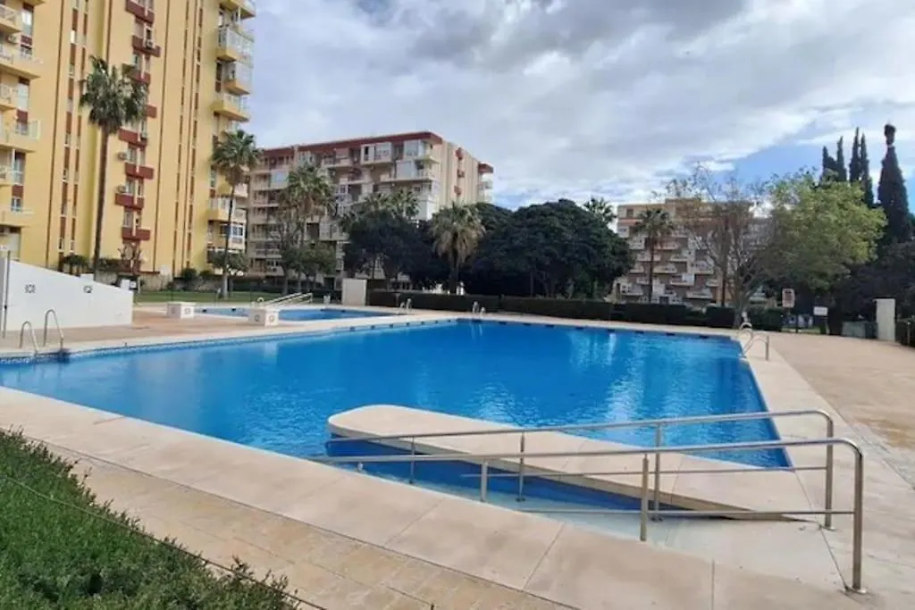 Acogedor Estudio, Piscina Y Vista Mar, Benalmádena 0*,