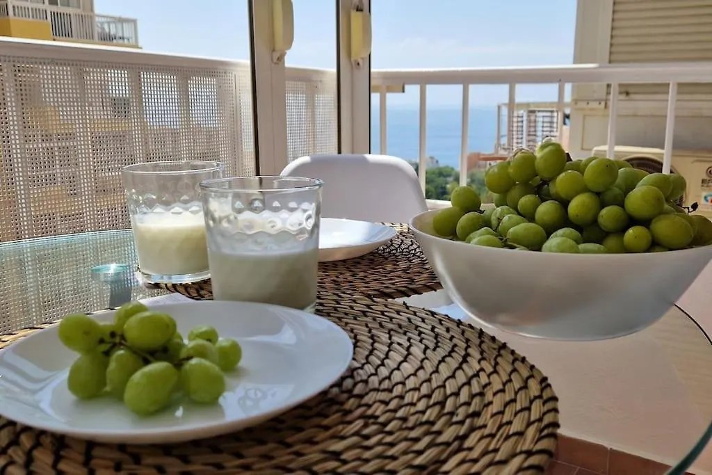 Acogedor Estudio, Piscina Y Vista Mar, Benalmadena